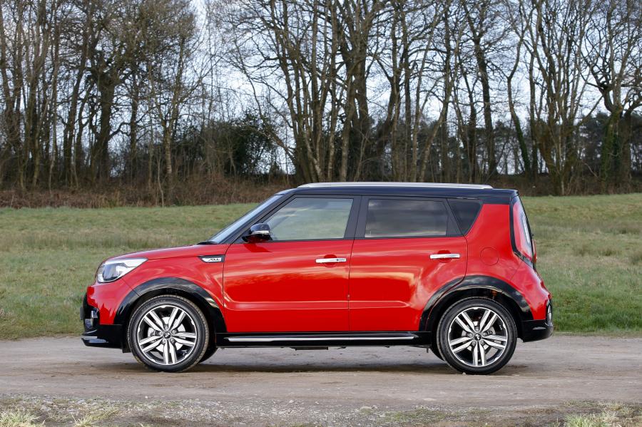  Kia Soul 2016 года  (UK) (фото 12 из 12)